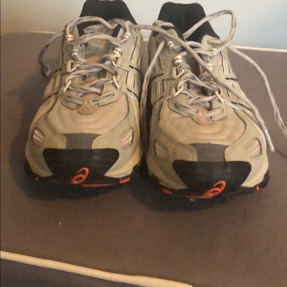 ASICS cross trainer sneakers